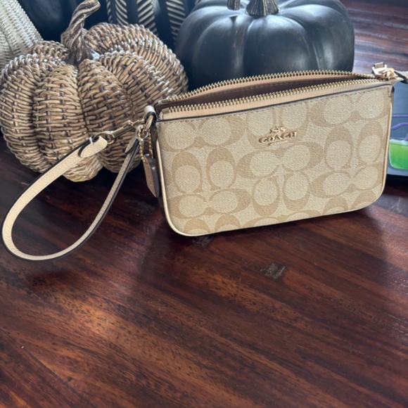 Coach Nolita 19 Signature Print - Picture 5 of 5